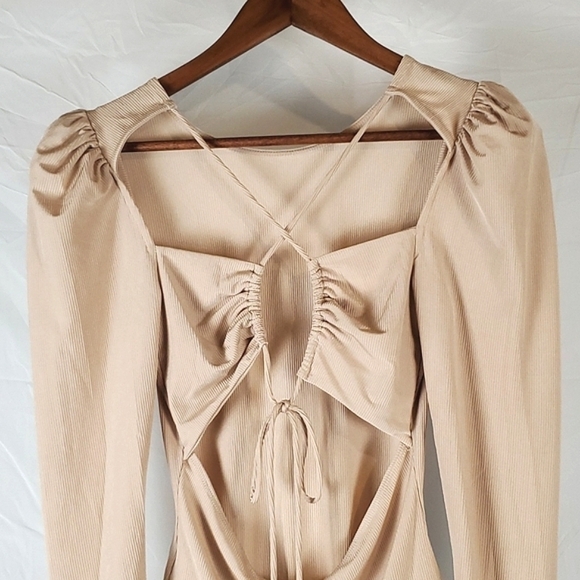 Astr The‎ Label Open Back Cream Ribbed Bodysuit - Picture 5 of 7